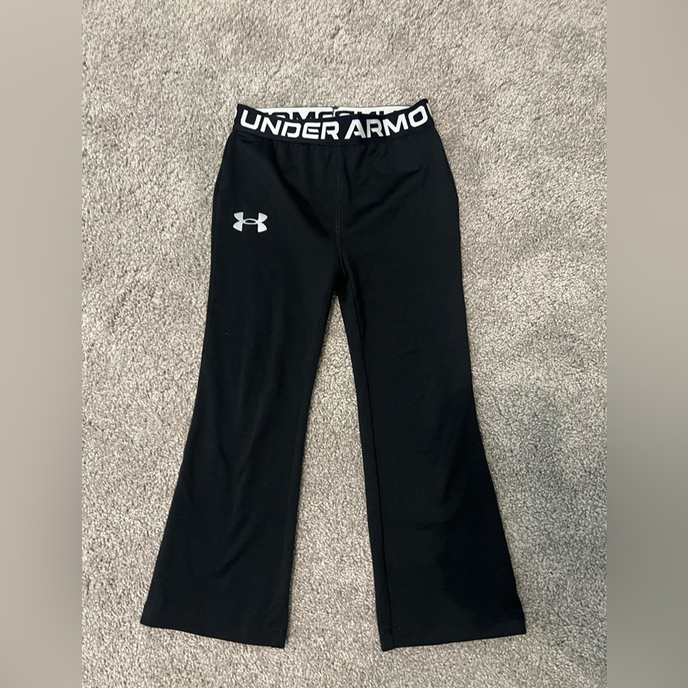 Under Armour Black Leggings with Elastic Waistband